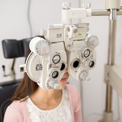 pediatric eye exam optometry services in Toledo