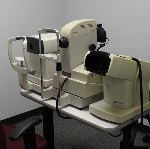 pediatric eye exam optometry services in Toledo